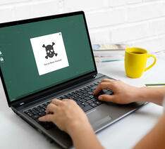 En computer ar blevet angrebet af virus - man kan få gratis antivirus til Windows, så man er beskyttet mod dette